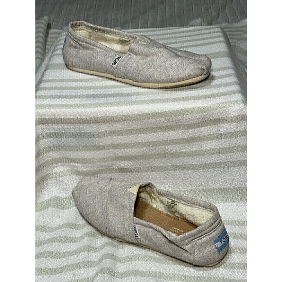 Toms 6 wool FLANNEL slip on gray flats faux FUR classic Alpargatas shoes - Picture 1 of 12